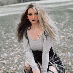 𝑴𝒐𝒏𝒊𝒒𝒖𝒆🥀