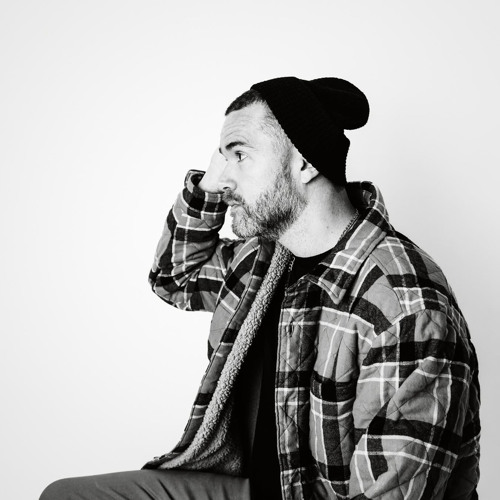 02-nice krispy-discover the groove (prod.by mrj aka burningerman)