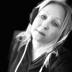 DJ K LEE
