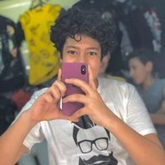 عمر عماد