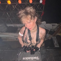 they/them/dance/b!tch