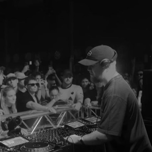raw cuts x desire - chris stussy b2b kettama