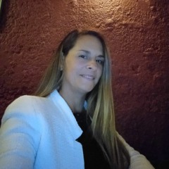 LAURA RODCAR