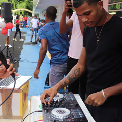 DEEJAY LRZ