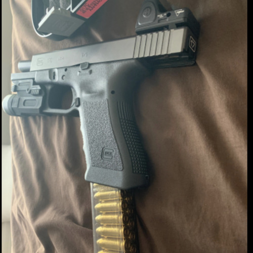 Sharing Locations (ft. Lil Baby & Lil Durk)