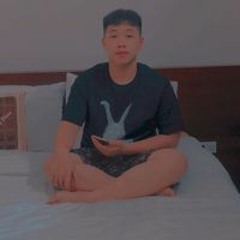 Lê Hoàng