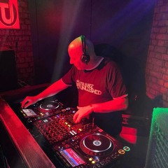 Gritty Hard Trance 144bpm