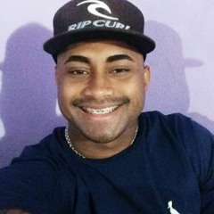 Vinícius Almeida