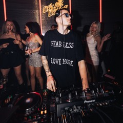(Nickï Dray)