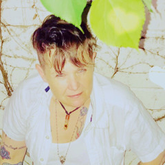 Billi White