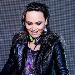Dj Sandra Bull