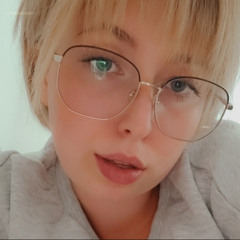 Bella Raine