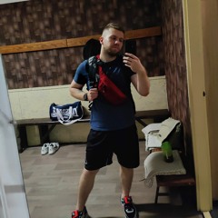 komar_peti