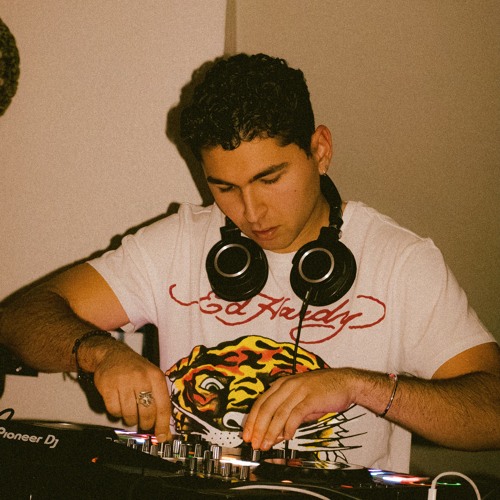 Stream TuPapi music | Listen to songs, albums, playlists for free on ...