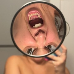 alaynakneecole