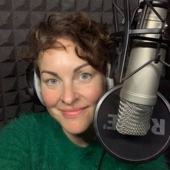 Jenny Mac Voiceover