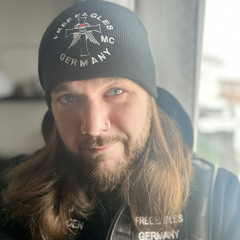 DennisOderEinfachHachi