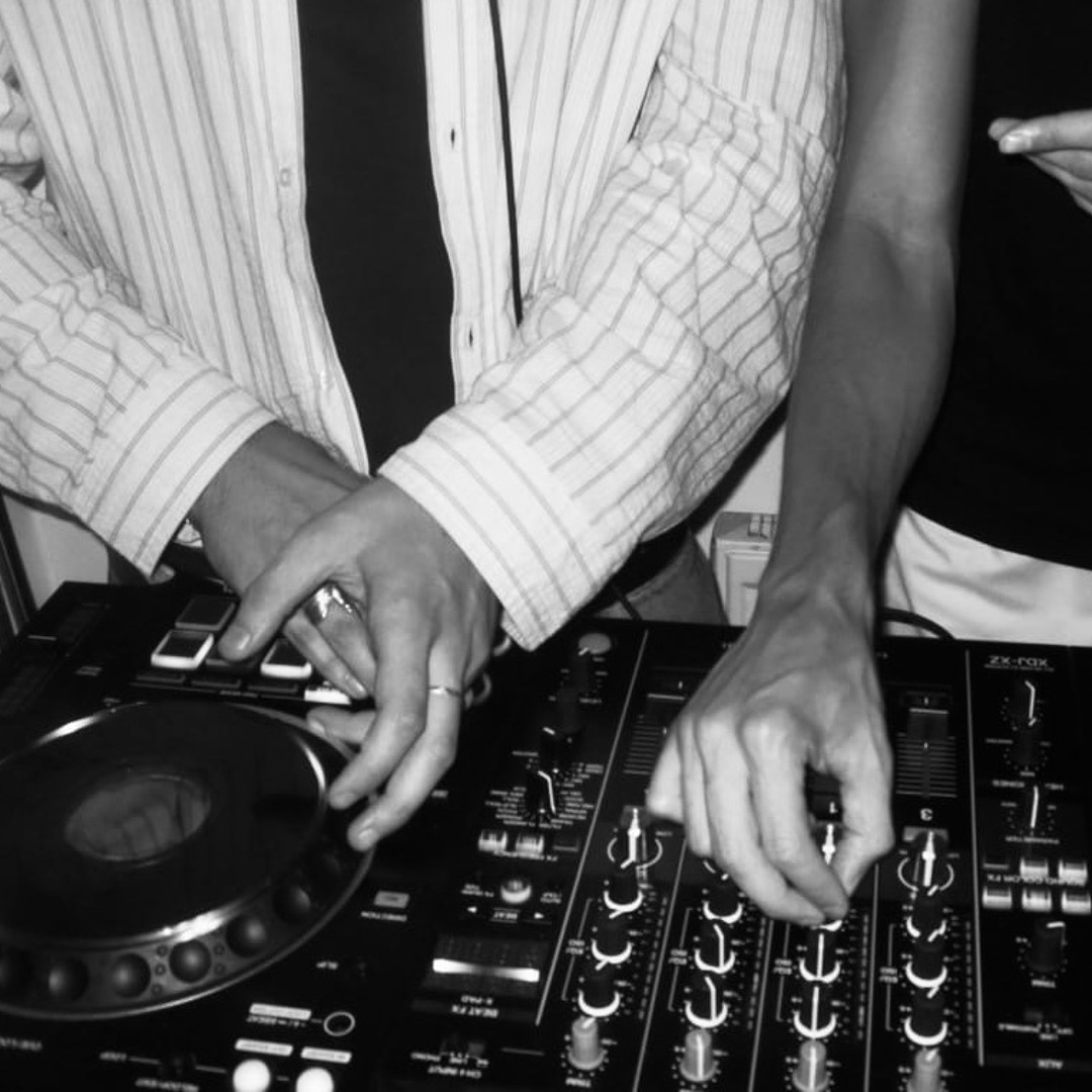Stream Isaac Rivière music | Listen to songs, albums, playlists for ...