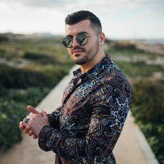 Black On:yx Official