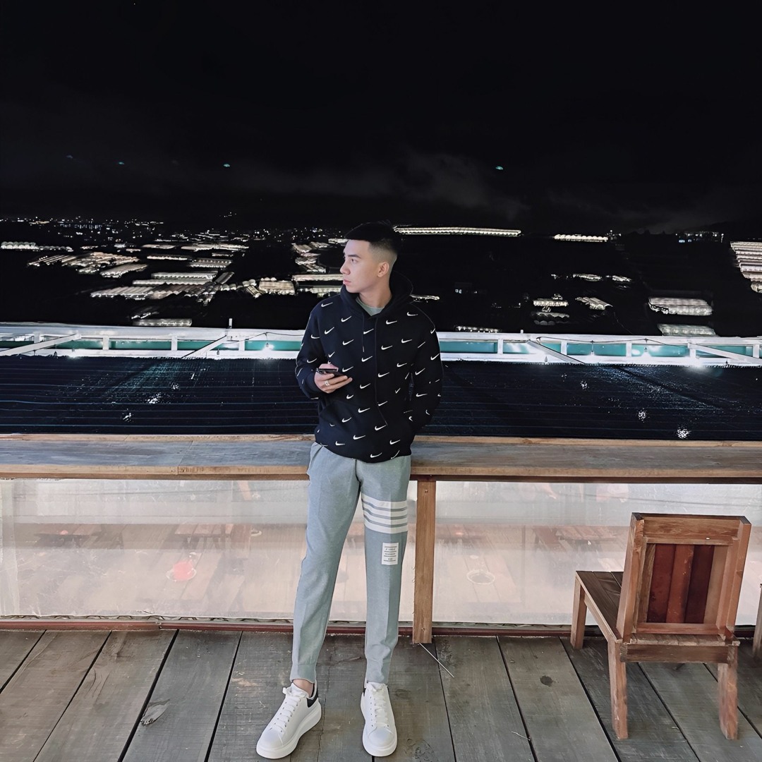 Sang nguyen Stream Sang Nguyen music | Listen to songs, albums, playlists for