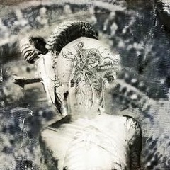 ⠀