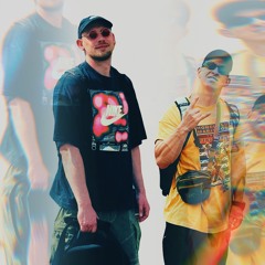 W A V Y.