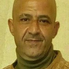 ايمن شاكر
