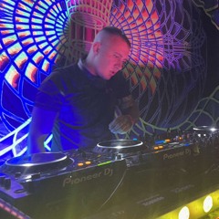DJ SKUNKY C