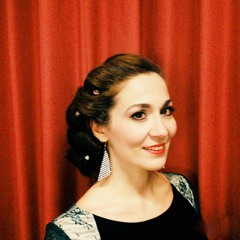 Anna Delfino soprano