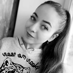 Віка Мазур