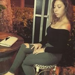נוייה קמפל