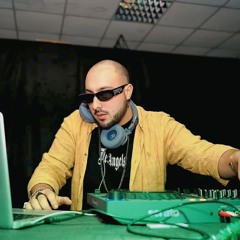DJ THOMAS