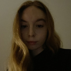 Поліна🥀🎼