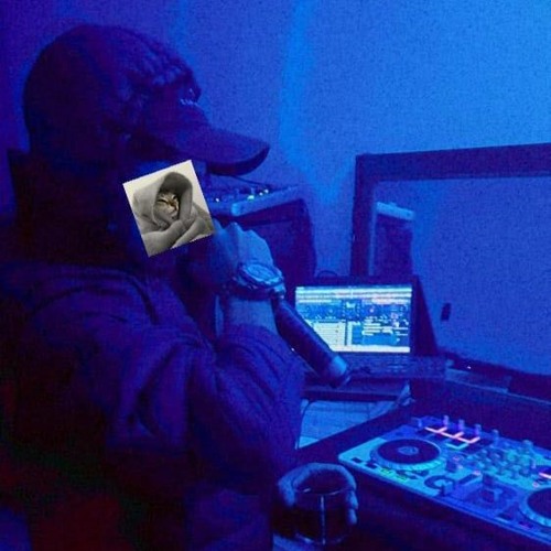 MC CALVIN - É OS ALEMÃO QUE PAGA E NÓS CONSOME (RAFAEL DO YTB)