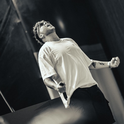 Am3LLo — artist photo