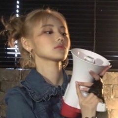 hyunjinmeow2
