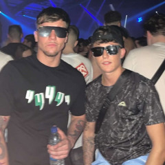 1️⃣ & only ollyb