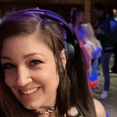 DJJuliaMarie