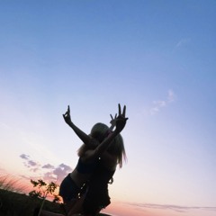 𝒷𝓇ℴℴ𝓀ℯ 𝓁ℯℯ𝒶𝓃𝓃♕