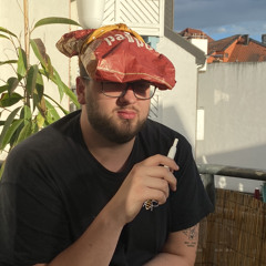 Robin E Bö