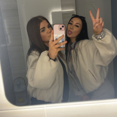 holly 🤍