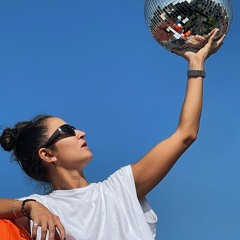 MARTINA.
