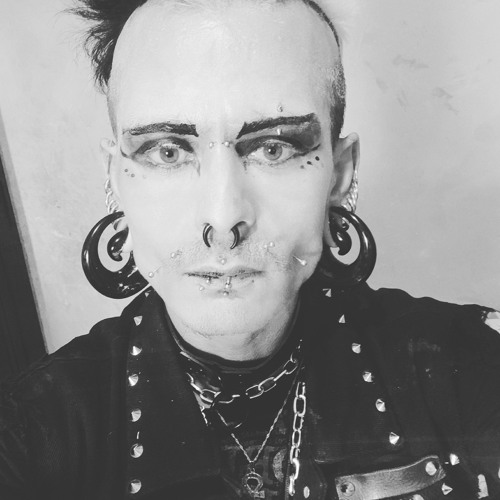 T.o.Y- DaRkNeSs AnD LiGhT- ( DtA VoX WaVe VnV NaTiOn InDuStRiAl ReMiX 2025)- Dj TiAgO AlVeS.mp3