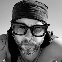 Niros 🏴‍☠️🐪