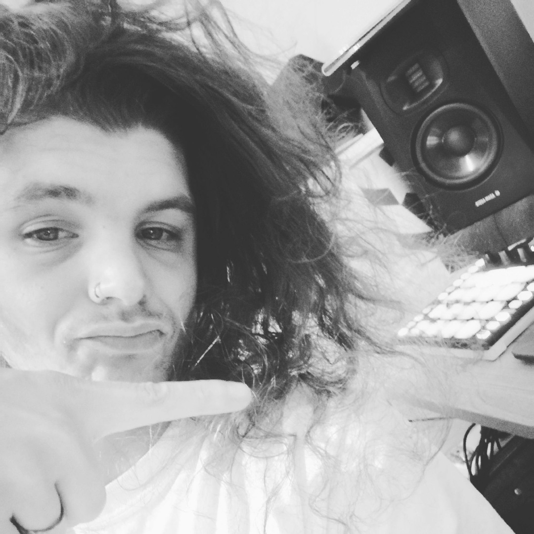 Stream Danny Bee Music UK music | Listen to songs, albums, playlists ...
