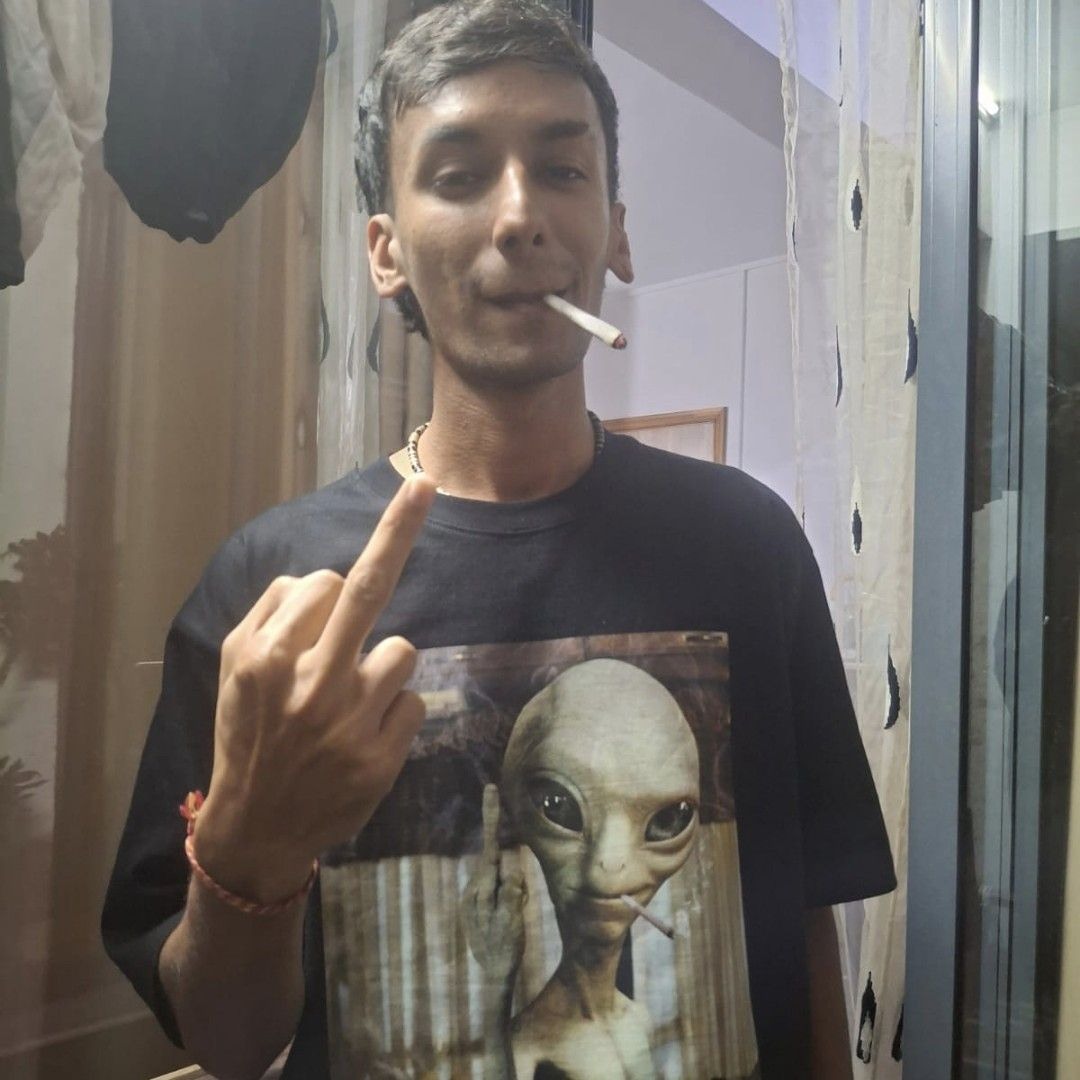 Stream Manish👽 music | Listen to songs, albums, playlists for