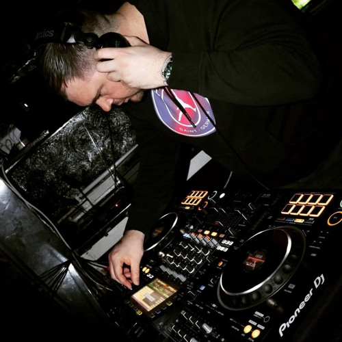 DJ Neil Rimo’s avatar