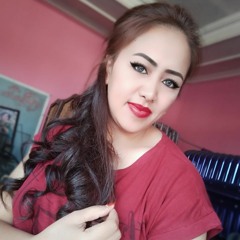 Yollanda & Arief - Emas Hantaran (Official Mucic Video)Lagu Pop Melayu Terbaru.mp3