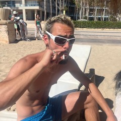 C   A   L   L   U   M