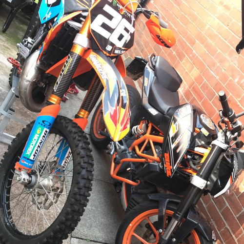 Tunes for the family init ??